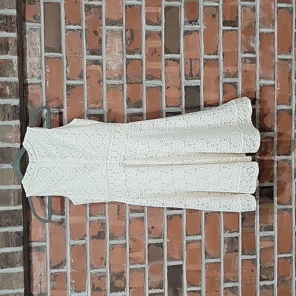 charter CLUB off white beautiful crocheted sleeveless dress. Size is PP - Picture 2 of 8